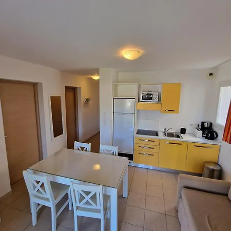 Piscine Casa D Orinaju アパート *