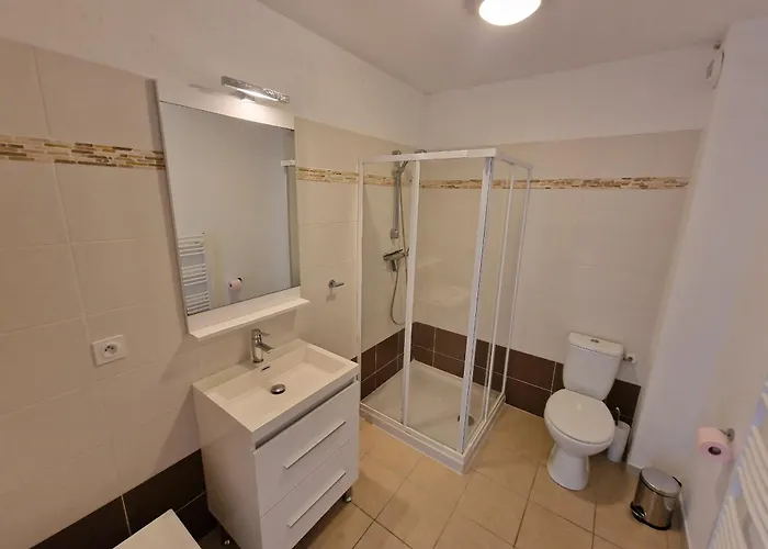 Apartament Piscine Casa D Orinaju *